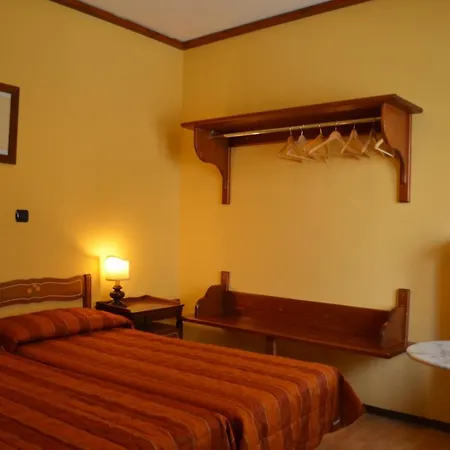 Hotel Edelweiss 3*